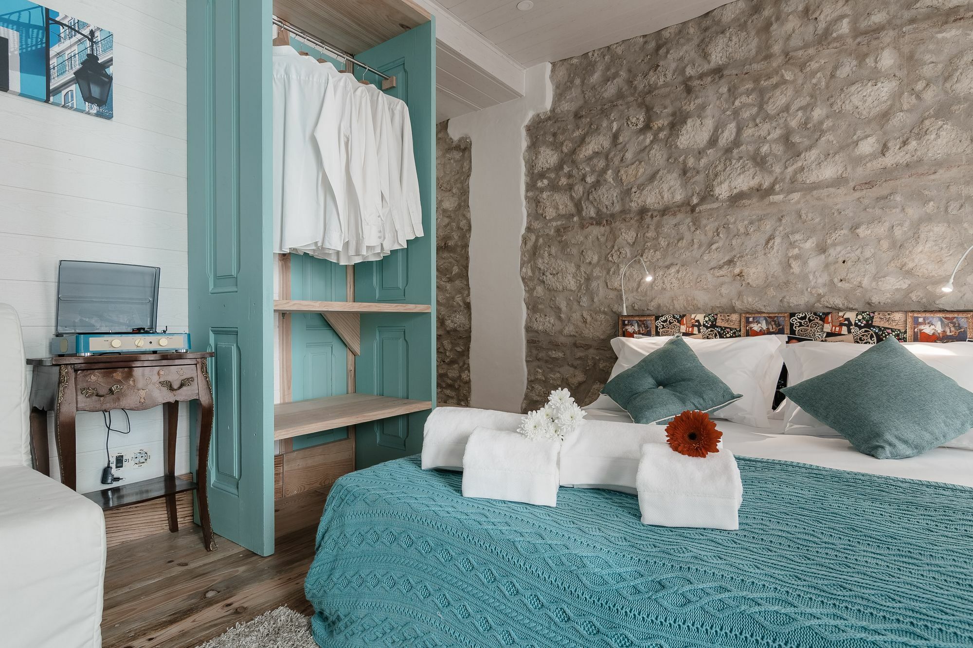 My Bairro Alto Suites Lisbon Bagian luar foto